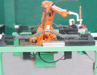 后橋等離子切割機器人系統